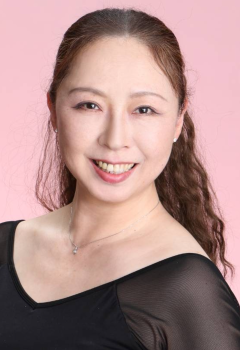 秋路しのぶ（あきじしのぶ）先生